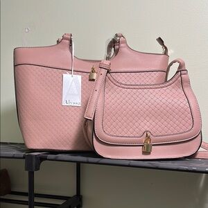 Alyssa Soft Pink Quilted Shoulder Bag with Gold-Toned Hardware